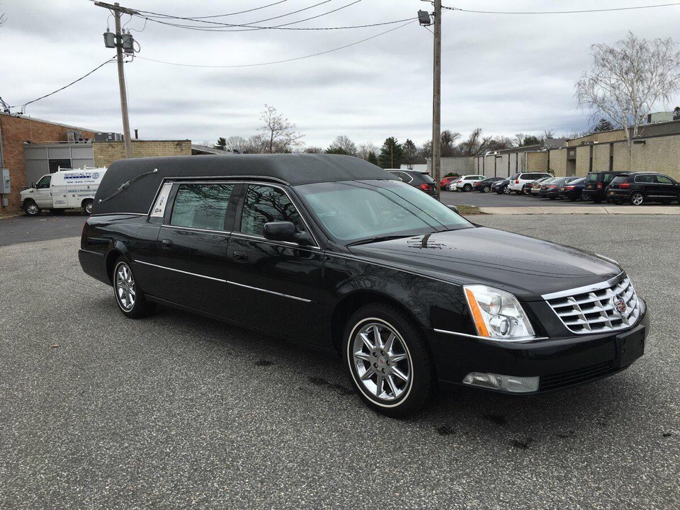 Аренда катафалка Cadillac